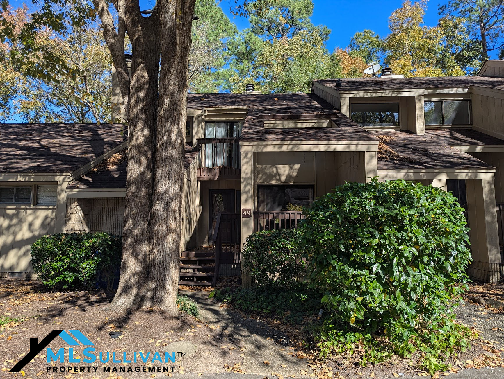 4100 Five Oaks Dr #49