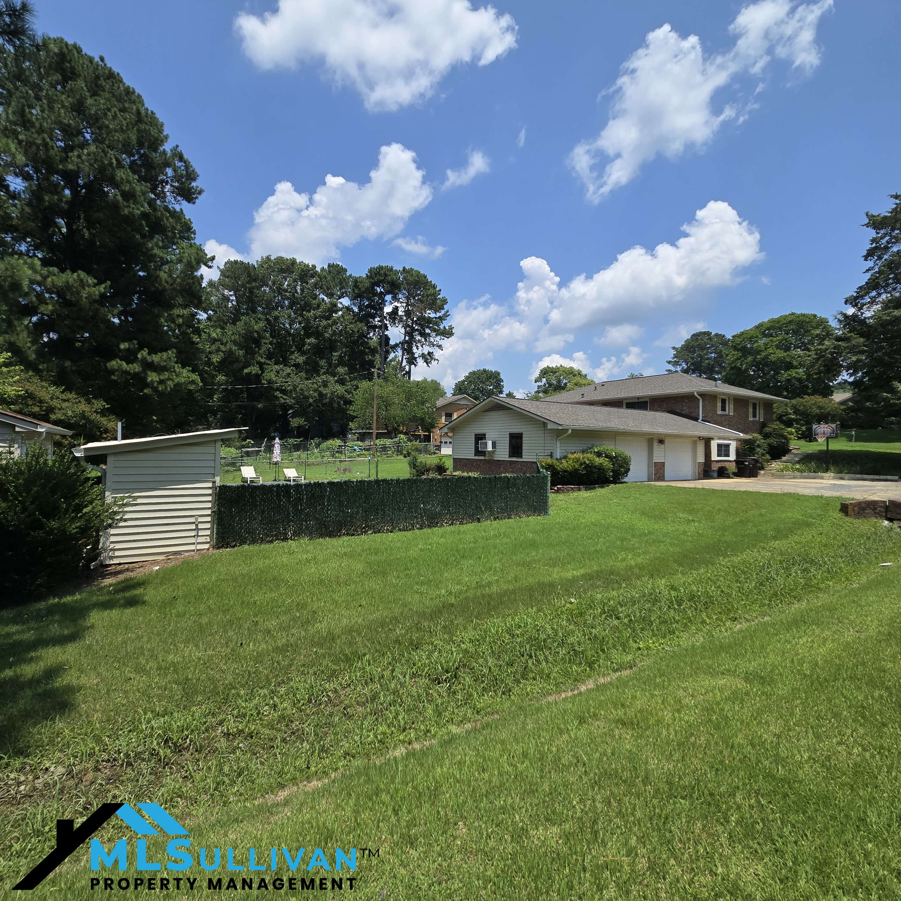 2601 Cohnwood Dr