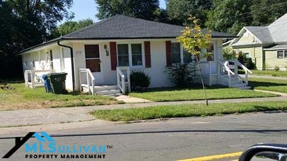 2008 E Main St