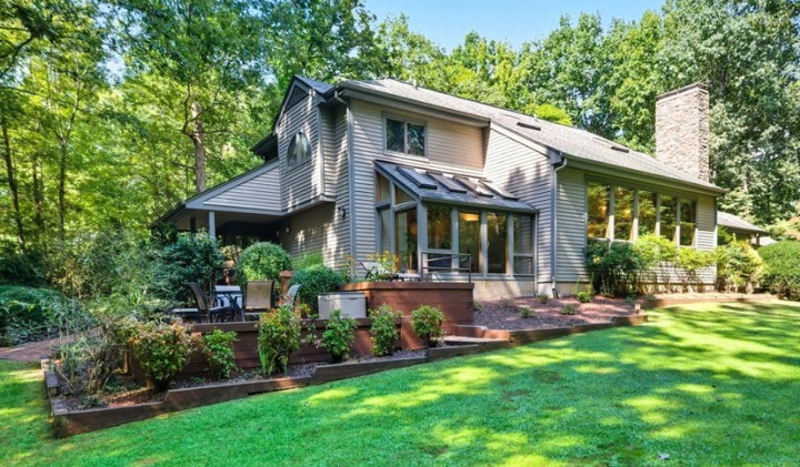2227 Graystone Ln
