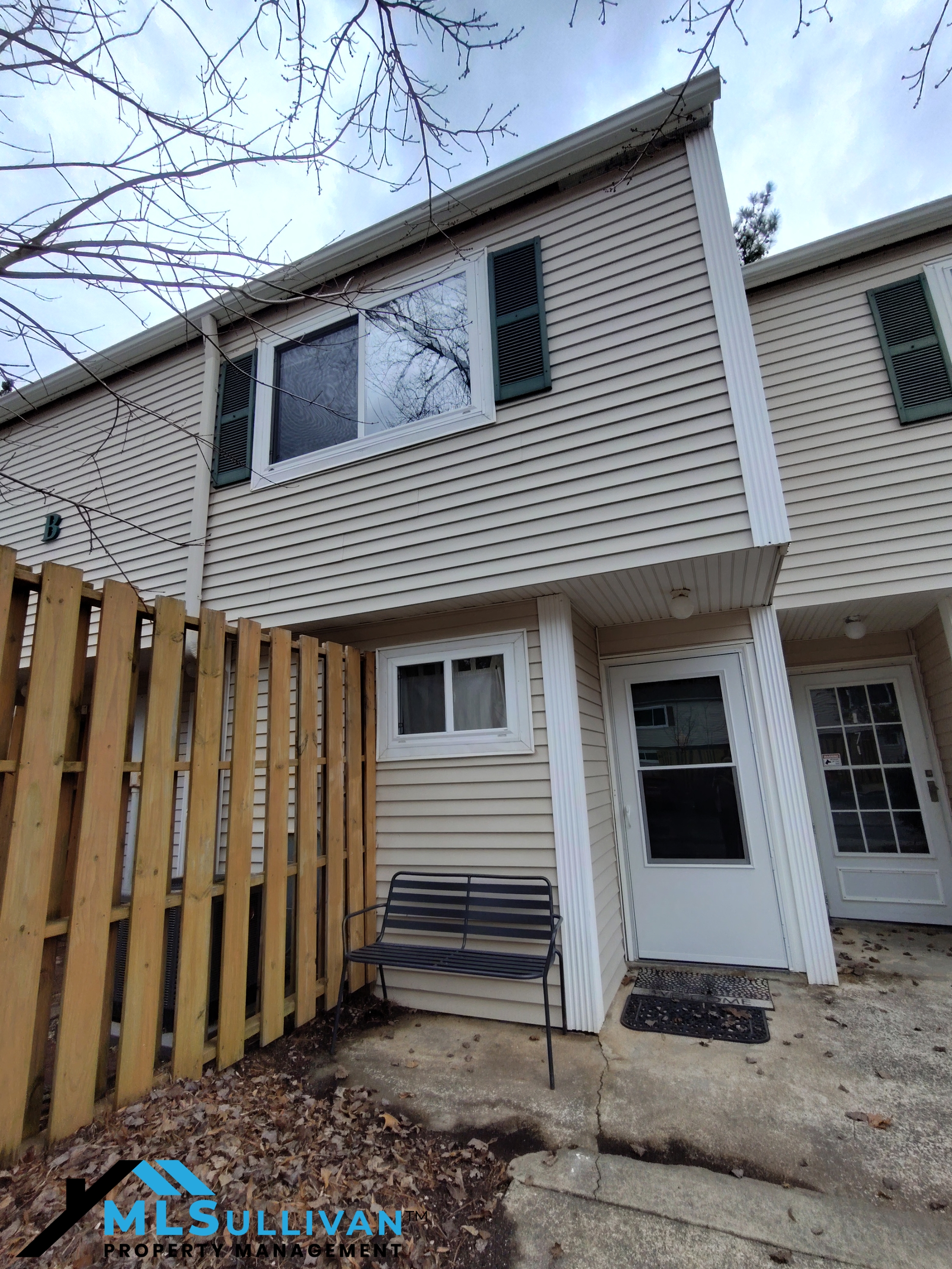220 Elizabeth St Apt B6