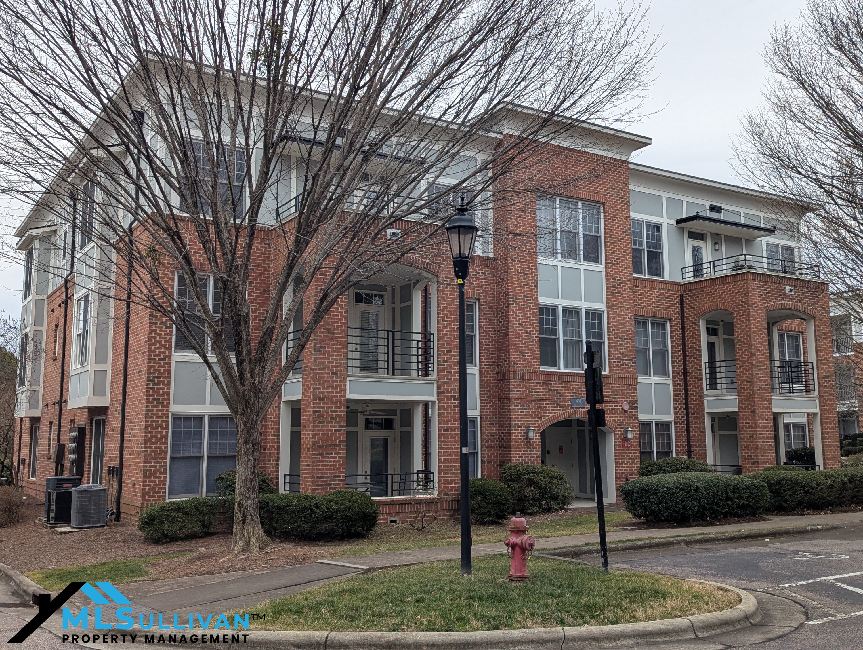 401 Finsbury St Apt 200 - 1