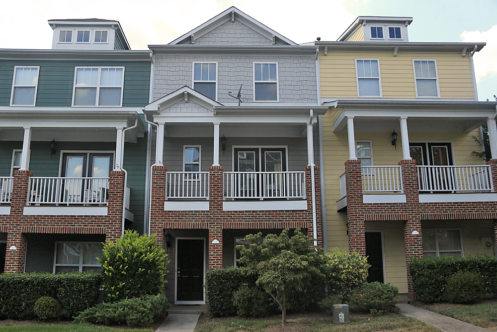 338 Kinellan Ln