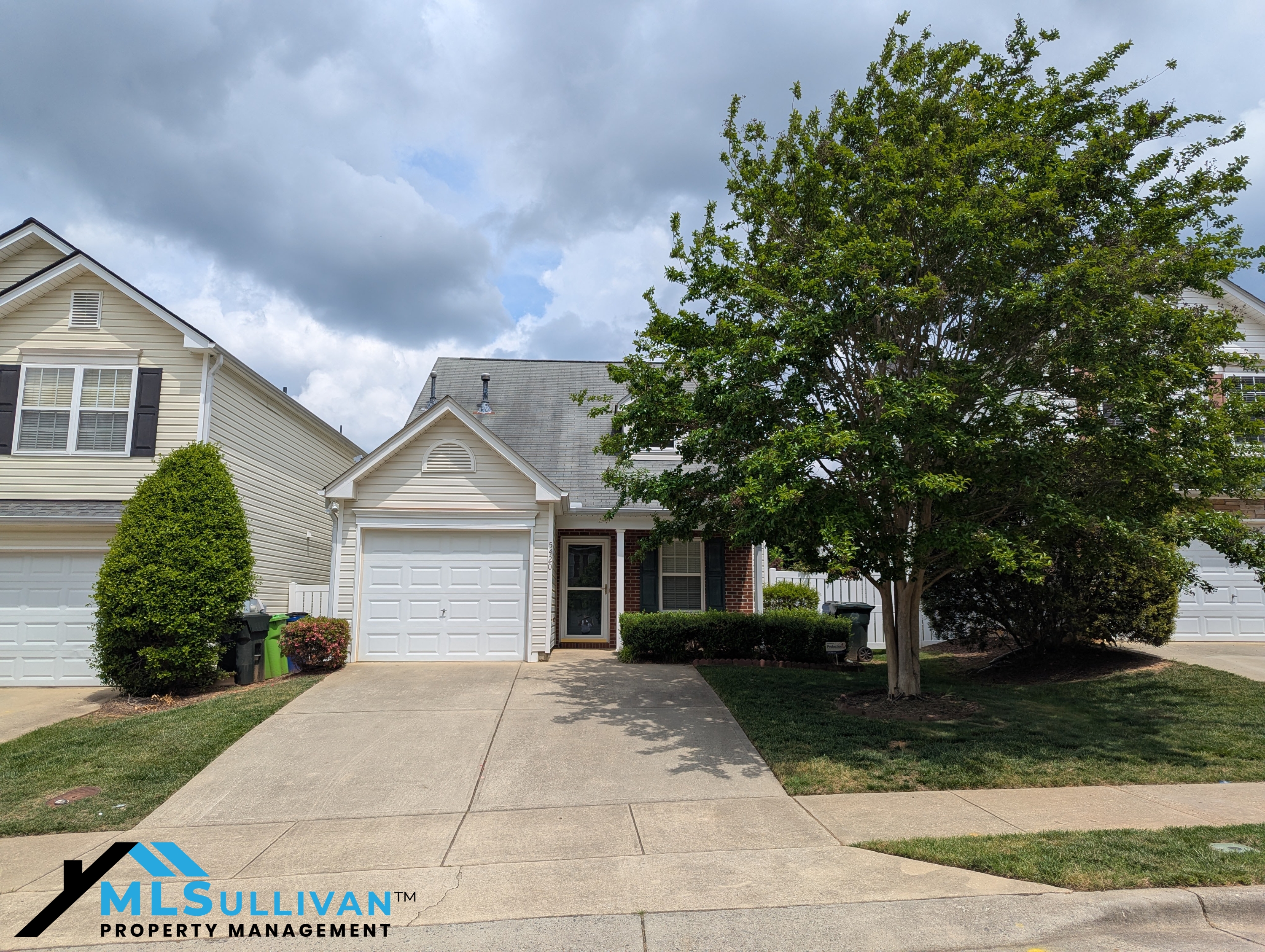 5420 Golden Moss Trail