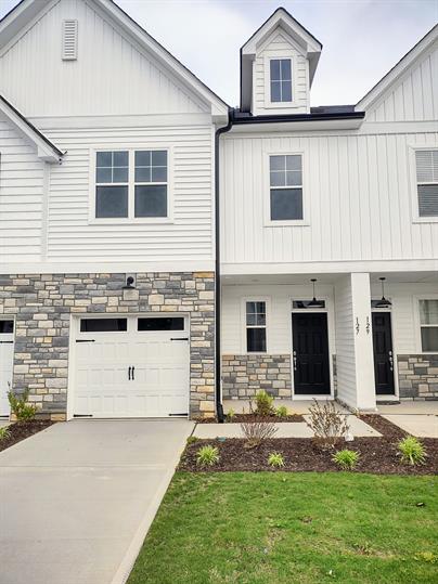 127 McDowell Ln